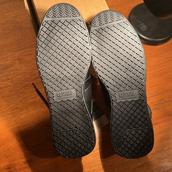 Shoes for Crews - Picture 3 of 5